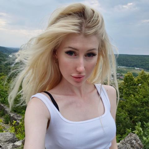 Photo de profil de Alexamineli