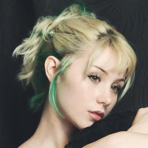 Photo de profil de Hazel Hellebore