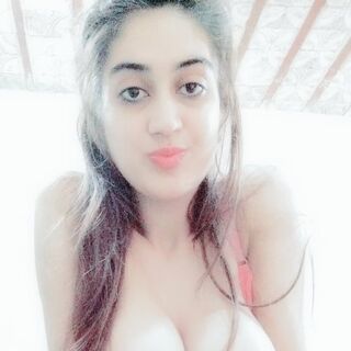 Aqsa sexy girl