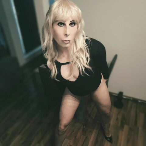Ts Daniela Starr