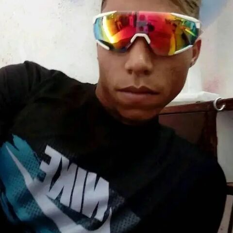 Akiles
