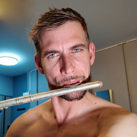 Nakedmusic