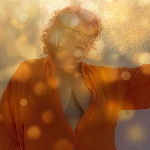 CurvyMindy