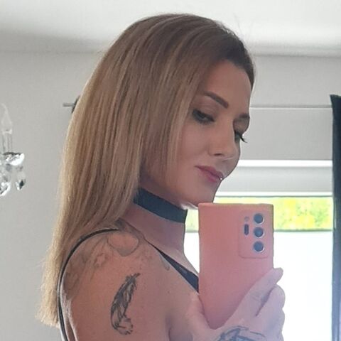 SpicyKylieFoxx