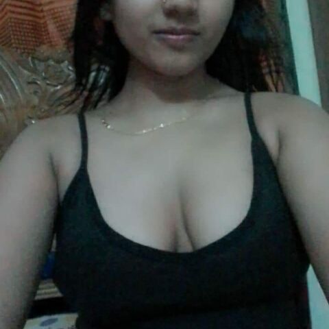 Desi Lusty Cooules01