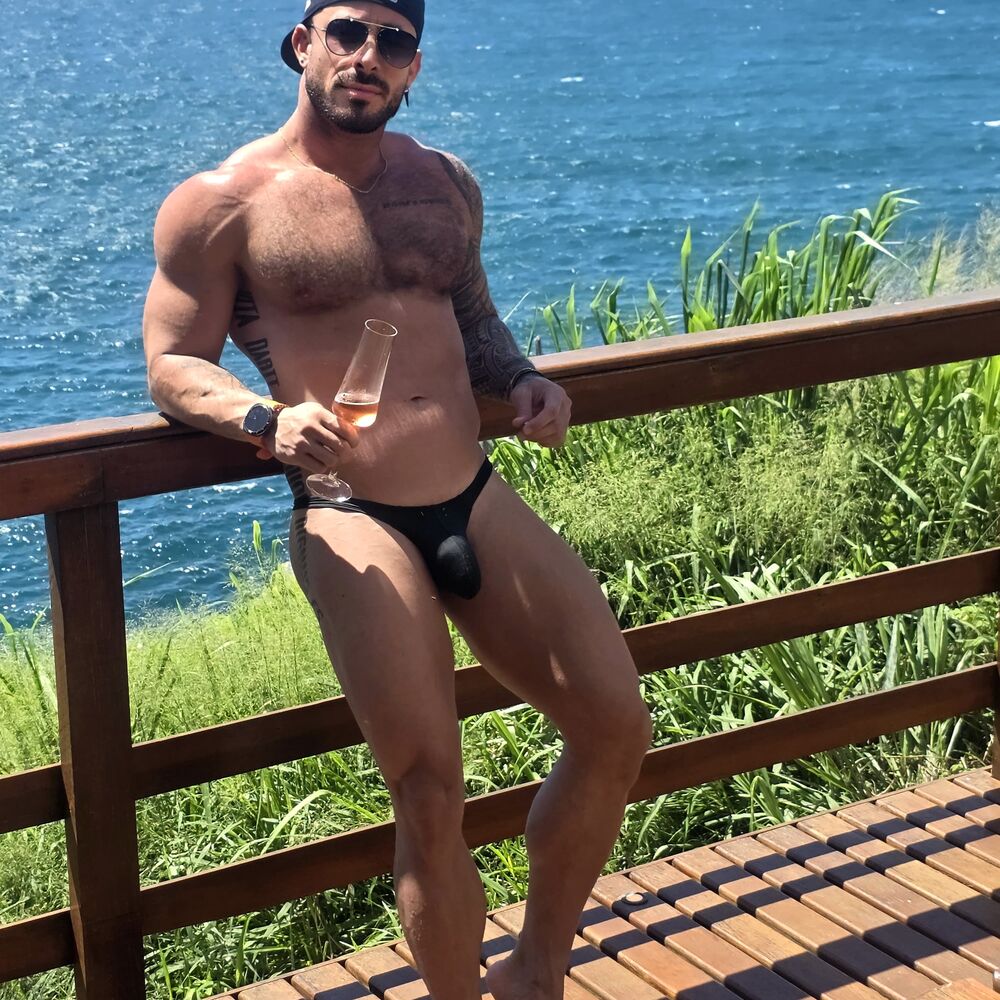 Faphouse