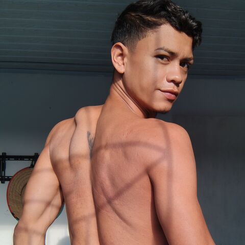 Nacked seann