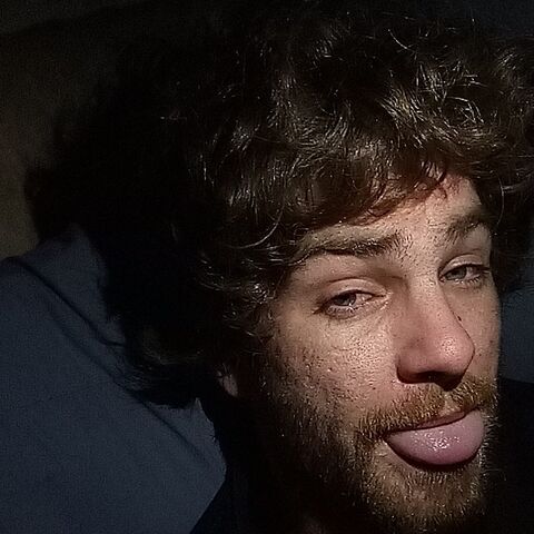 Robwantstogetit66