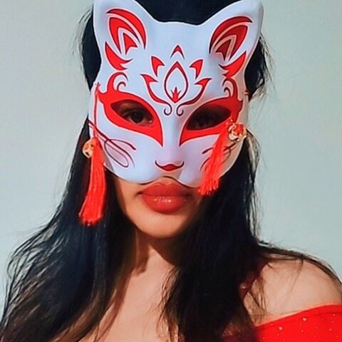 Lustyrosewife