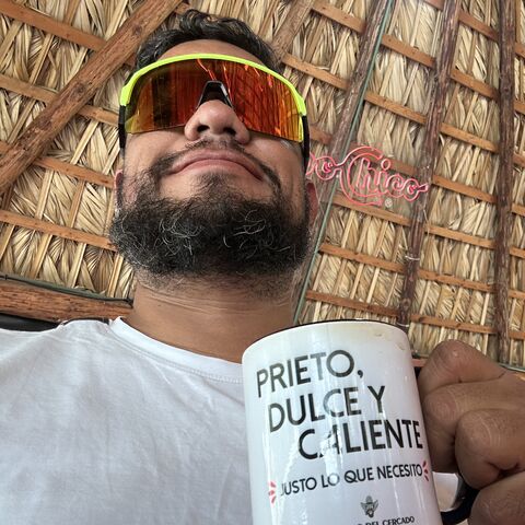 ParejaReal42