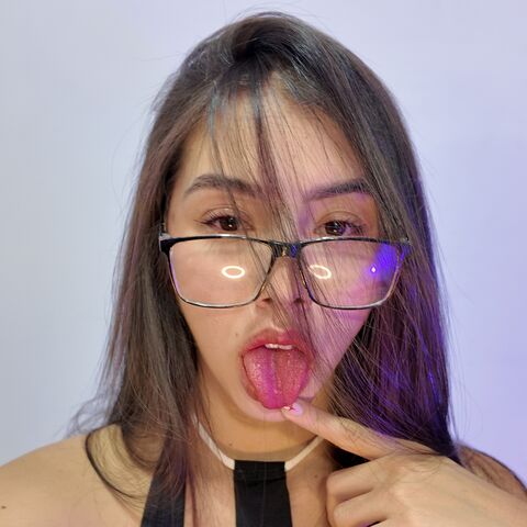 Sharon Deluxe