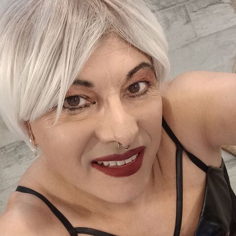Leonor leather