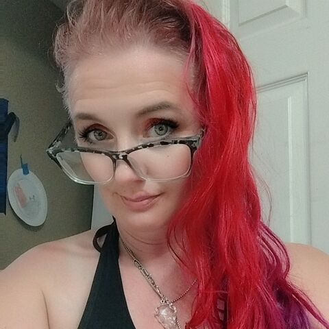 Lady fuck face