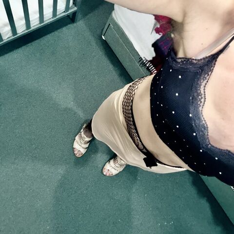 Sissy queen Isabella